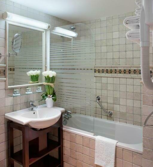 高级大房间, Relais Acropolis