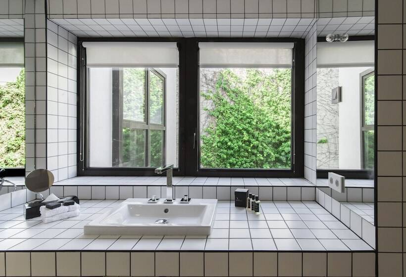 デラックスルーム, La Maison Champs Elysees