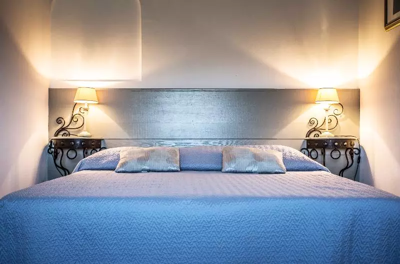 اتاق لوکس, Le Roc E Fiori Hotel Teritoria