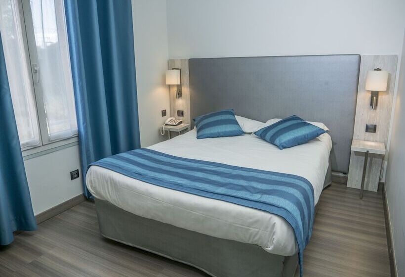 Номер Стандарт Адаптированный для Инвалидов, Logis Hotel Restaurant Uzès Pont Du Gard