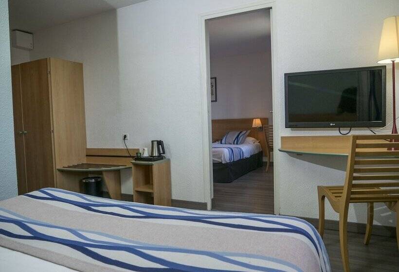 Семейный Номер, Logis Hotel Restaurant Uzès Pont Du Gard