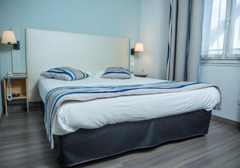 Номер Стандарт, Logis Hotel Restaurant Uzès Pont Du Gard