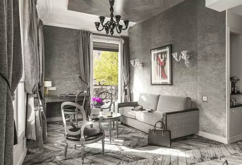 سوییت جونیور, Maison Albar  Le Champs Elysées