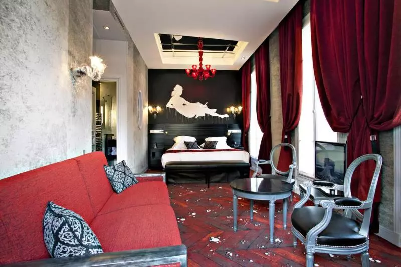 سوییت جونیور, Maison Albar  Le Champs Elysées