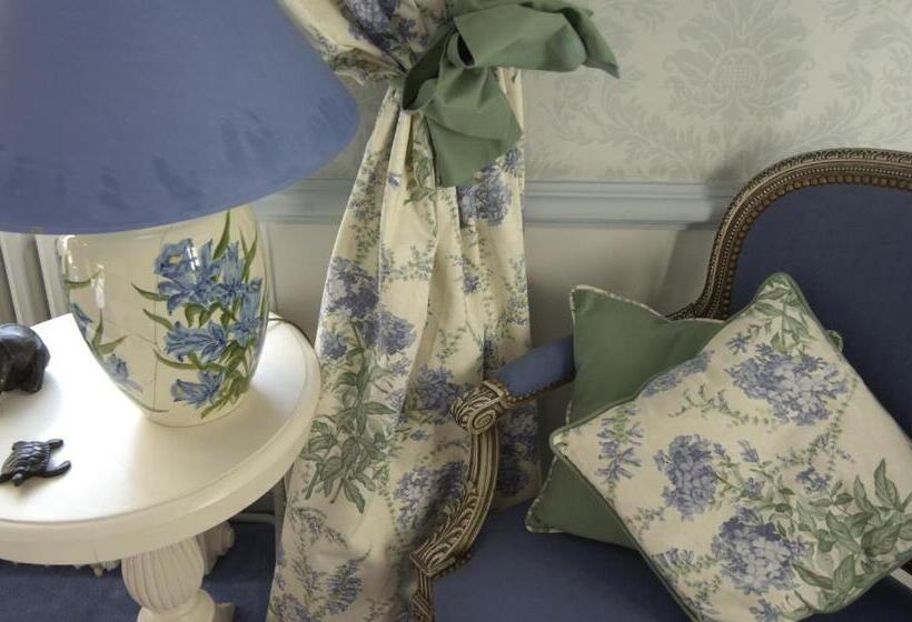 Номер Стандарт, Malouinière Le Valmarin