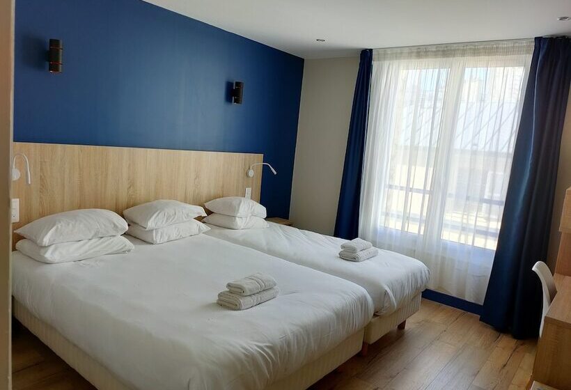 スタンダードトリプルルーム, Modern Est