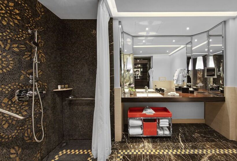 デラックスルーム, Prince De Galles, A Luxury Collection Hotel, Paris