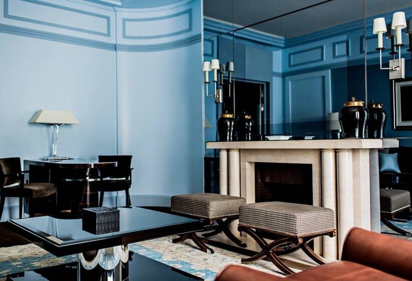 مجموعه ویستا شهر, Prince De Galles, A Luxury Collection Hotel, Paris