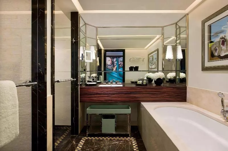 اتاق استاندارد با تخت بزرگ, Prince De Galles, A Luxury Collection Hotel, Paris