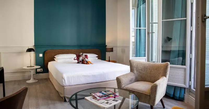 Quarto superior, Royal