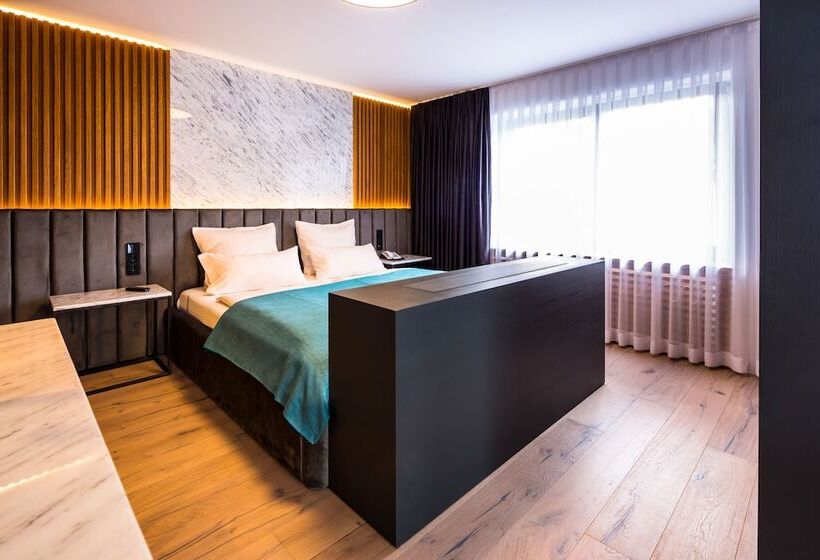 سوییت, Am Hopfensee