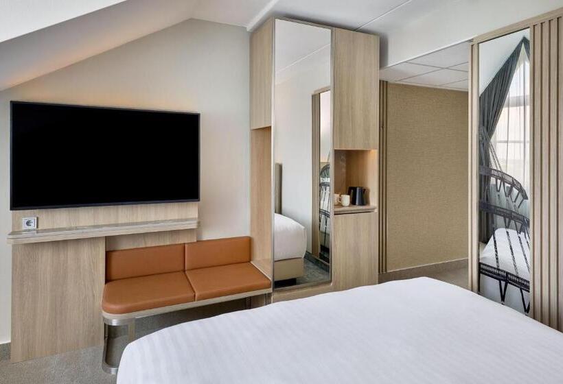 高级大房间, Courtyard By Marriott Magdeburg