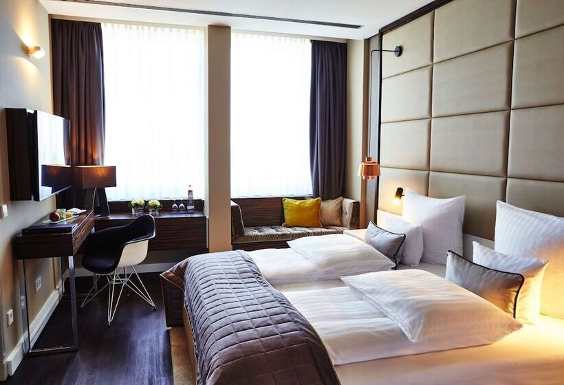Люкс, Steigenberger Hotel Köln