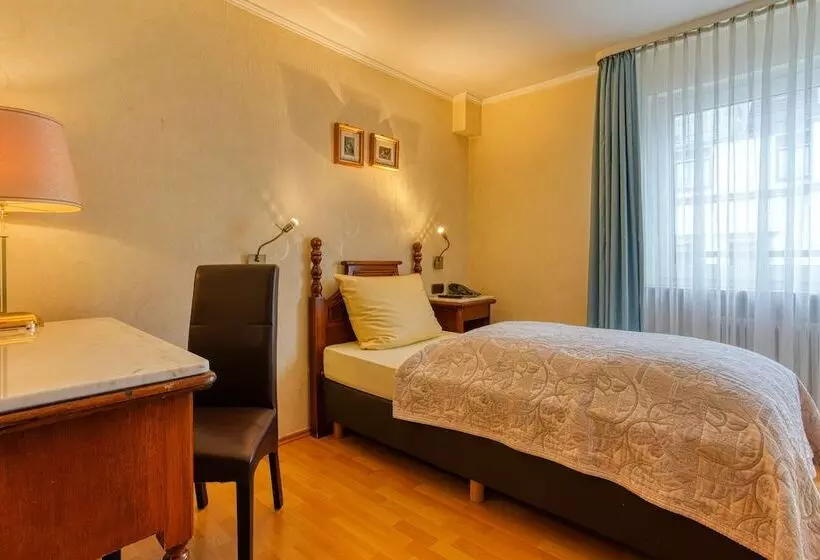 Quarto standart individual, Ff&e Hotel Bavaria