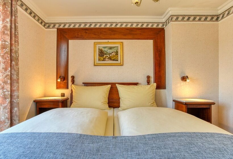 Номер Стандарт, Ff&e Hotel Bavaria