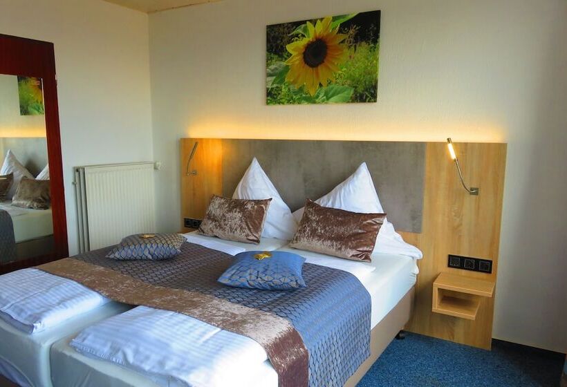 חדר קומפורט, Am Sonnenhang