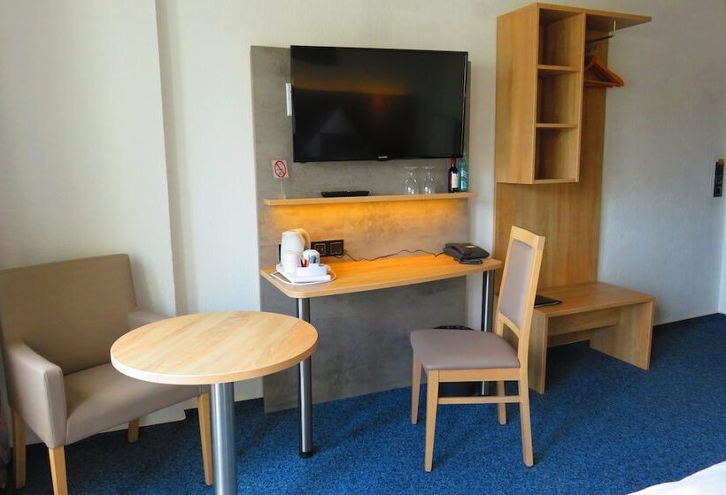 חדר קומפורט, Am Sonnenhang