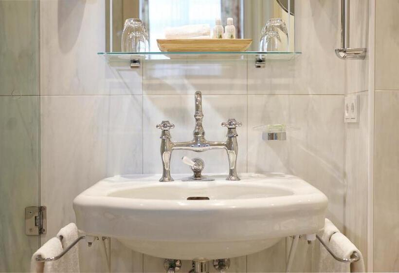 스탠다드 싱글 룸, Bad Schachen