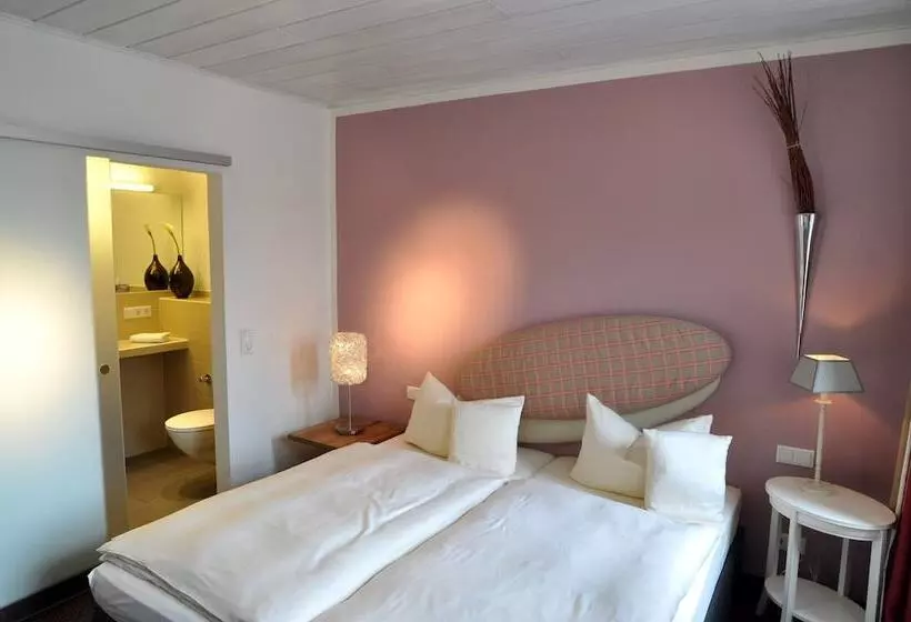 コンフォートルーム, Flair Hotel Zum Storchen
