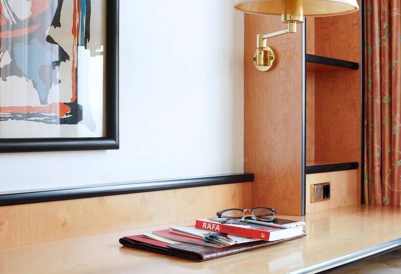 اتاق اکونومی, Living Hotel Am Deutschen Museum