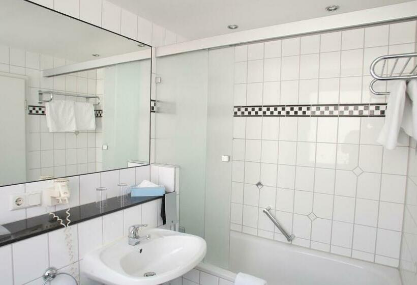 غرفة قياسية, Memphis