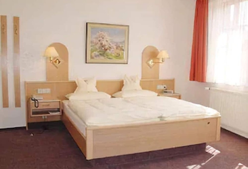 Номер Стандарт, Glocke Weingut Und