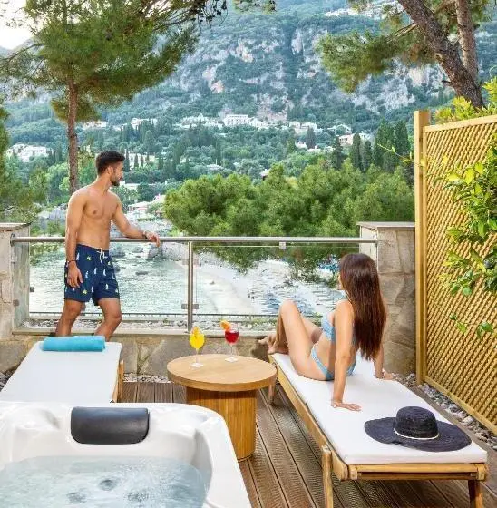 テラス付きスタンダードルーム, Akrotiri Beach Resort Hotel