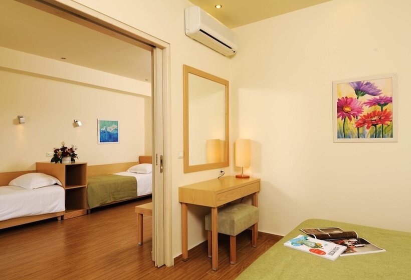 패밀리 룸, Akrotiri Beach Resort Hotel   Adult Friendly