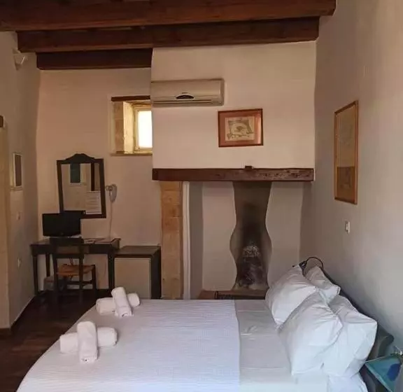Economy Room
