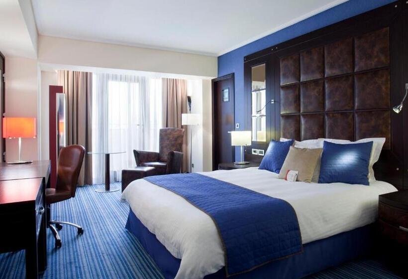 Номер Клуб Кровать Кинг, Crowne Plaza Athens City Centre, An Ihg