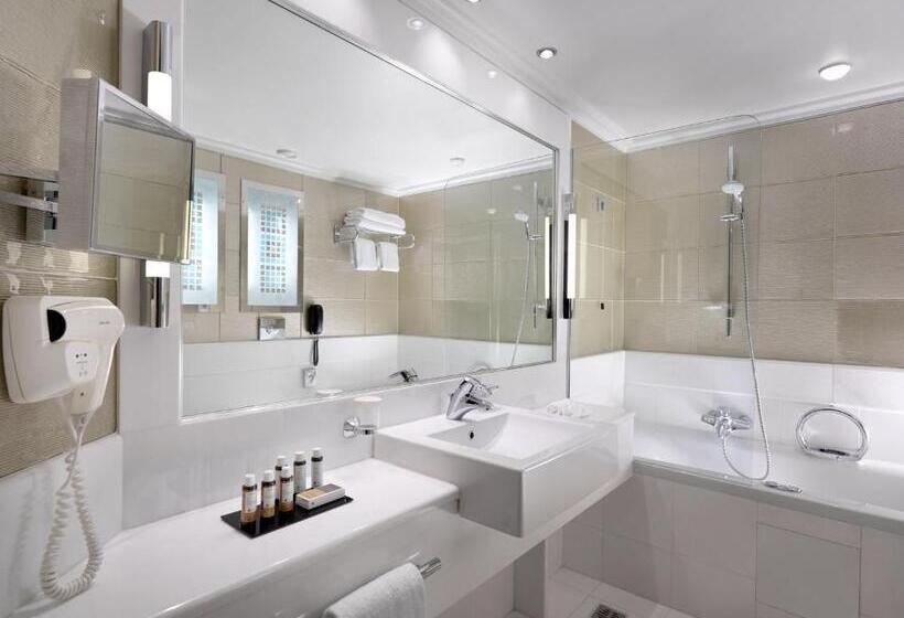 클럽 룸 킹침대, Crowne Plaza Athens City Centre, An Ihg