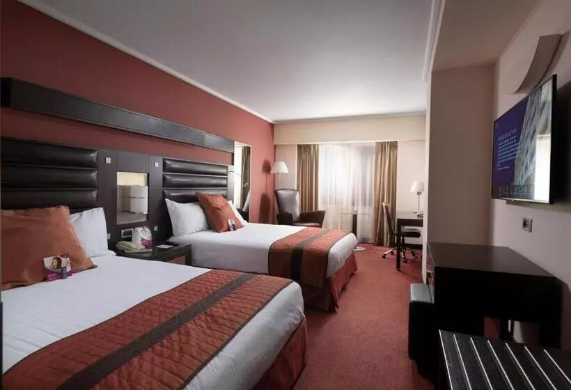 ファミリールーム, Crowne Plaza Athens City Centre, An Ihg