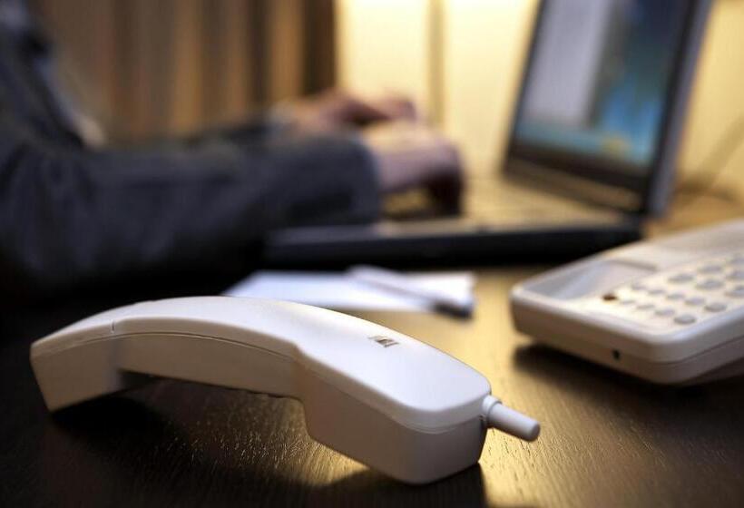 패밀리 룸, Crowne Plaza Athens City Centre, An Ihg