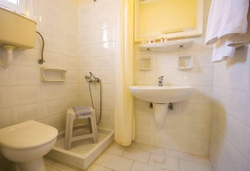 اتاق استاندارد, Diana