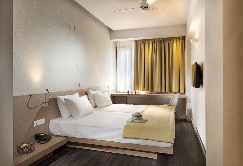 エコノミールーム, Kriti