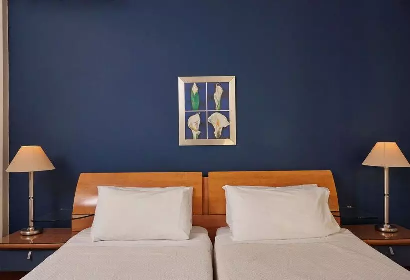 Chambre Classique Vue Mer, Lucy