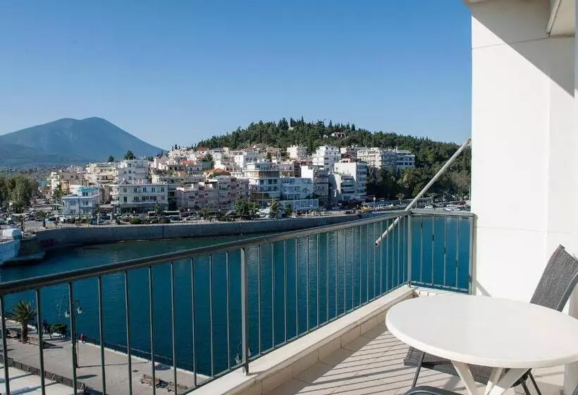 Chambre Standard Vue Mer Communicante, Lucy