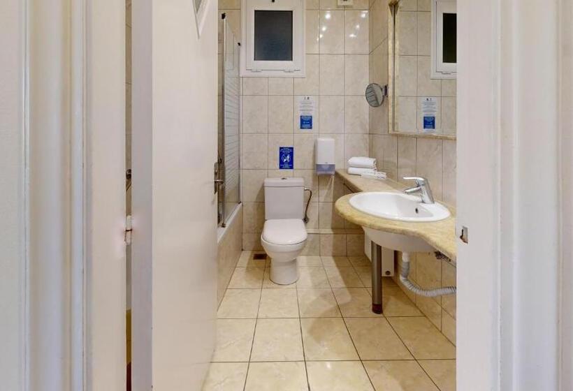 חדר סופריור נוף לים, Lucy