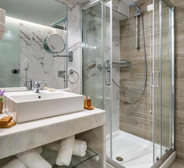 חדר סופריור עם מיטת קינג, Mercure Rhodes Alexia Hotel & Spa