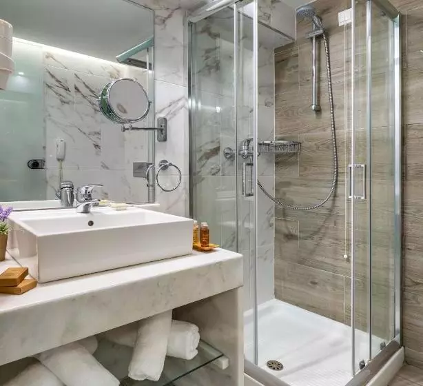 اتاق سوپریور با تخت بزرگ, Mercure Rhodes Alexia Hotel & Spa