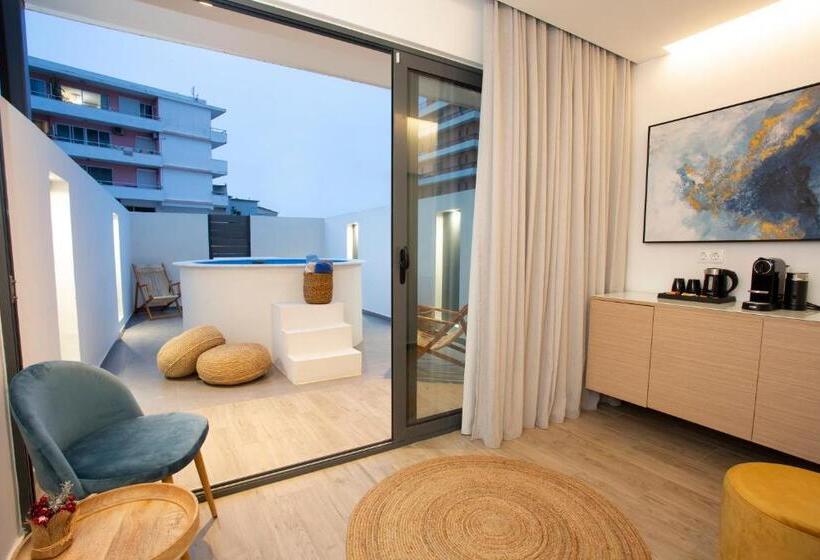 סוויטת ג'וניור מיטת קינג, Mercure Rhodes Alexia Hotel & Spa