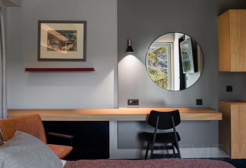 اتاق سوپریور با چشم‌انداز جانبی دریا, Laguna Deluxe  Terme Krka