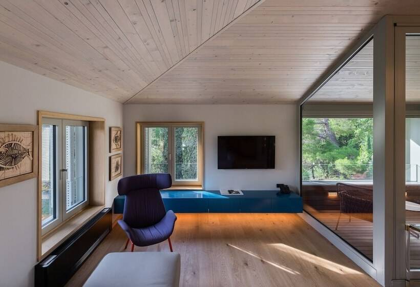 سوئیت پنت هاوس, Laguna Deluxe  Terme Krka