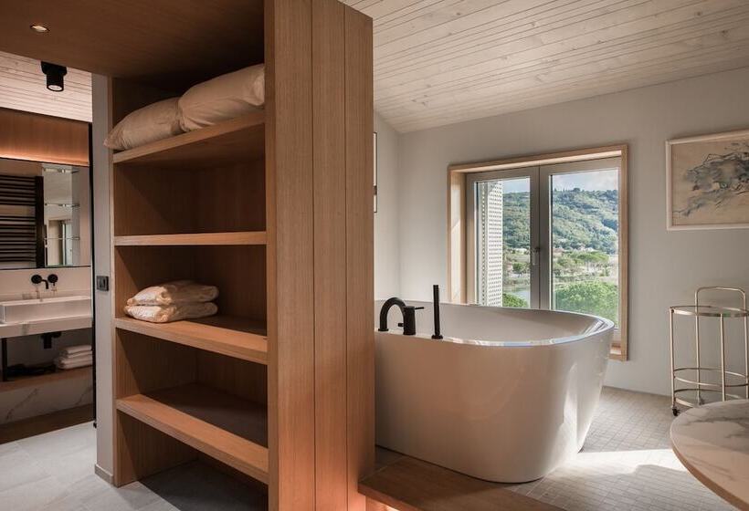 سوئیت پنت هاوس, Laguna Deluxe  Terme Krka