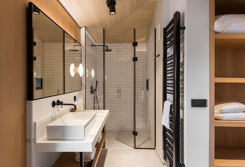 سوئیت پنت هاوس, Laguna Deluxe  Terme Krka