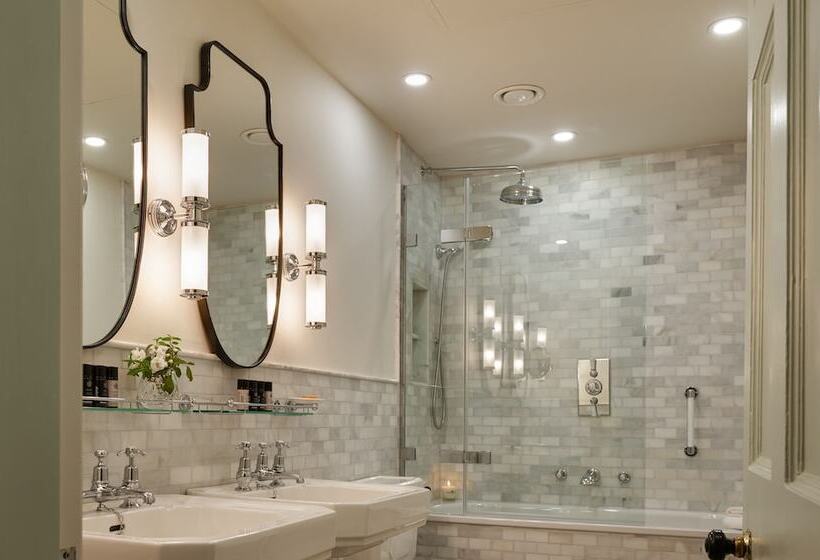 غرفة كلاسيكية, Ballynahinch Castle