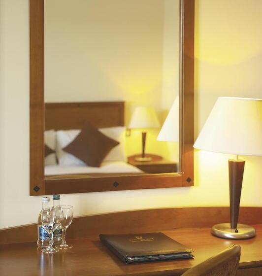 חדר סטנדרט לשלושה, Celtic Ross Hotel & Leisure Centre