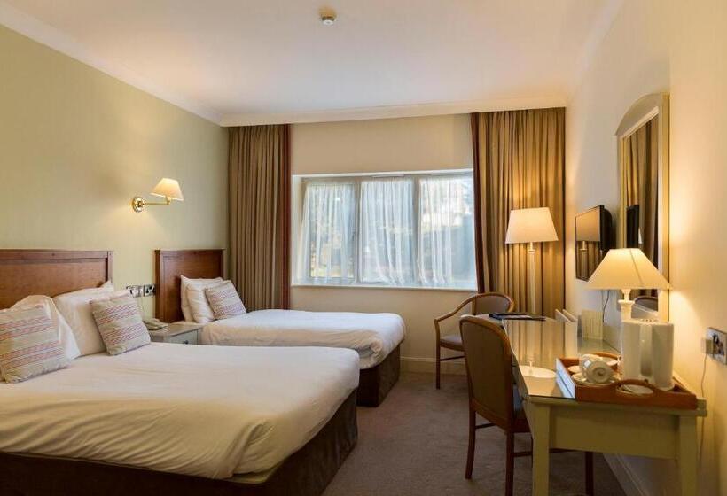 Номер Стандарт Трехместный, Celtic Ross Hotel & Leisure Centre