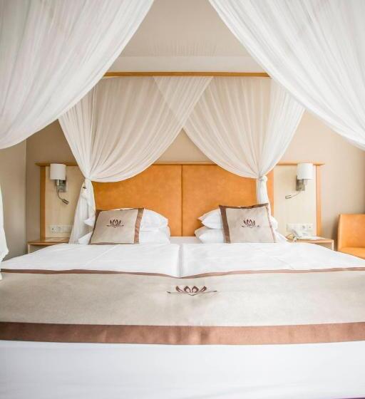 标准三人间, Lotus Therme Hotel & Spa