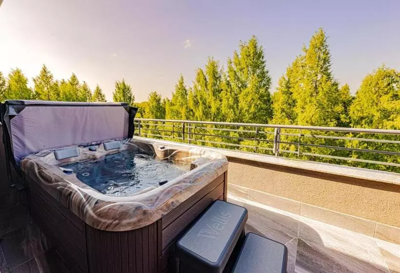 バスタブ付きスタンダードルーム, Lotus Therme Hotel & Spa